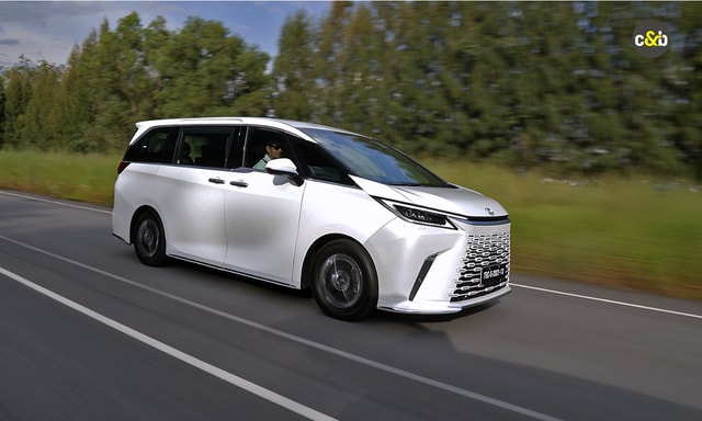 Lexus Lm Rideview 3 Lexus Lm Rideview 3