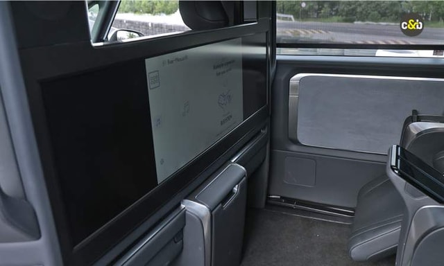 Lexus Lm Rear Spacious Seats Lexus Lm Rear Spacious Seats