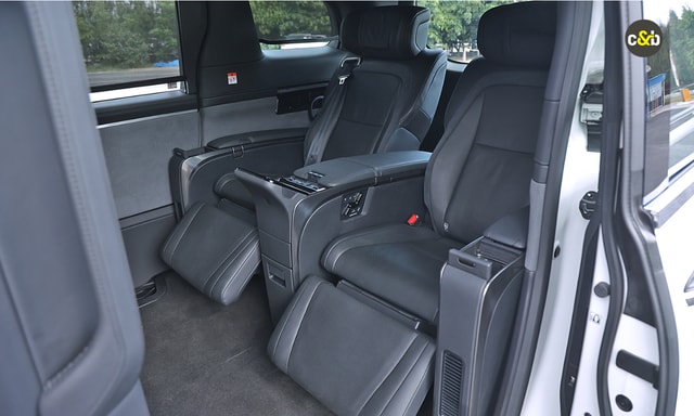 Lexus Lm Rearseats Lexus Lm Rearseats