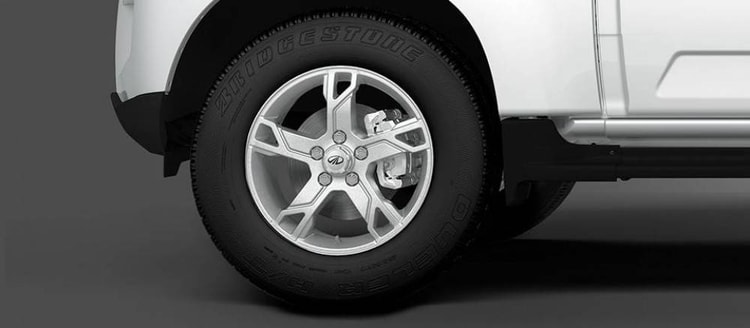 Stunning 17" (43 cm) Alloy Wheels Stunning 17" (43 cm) Alloy Wheels