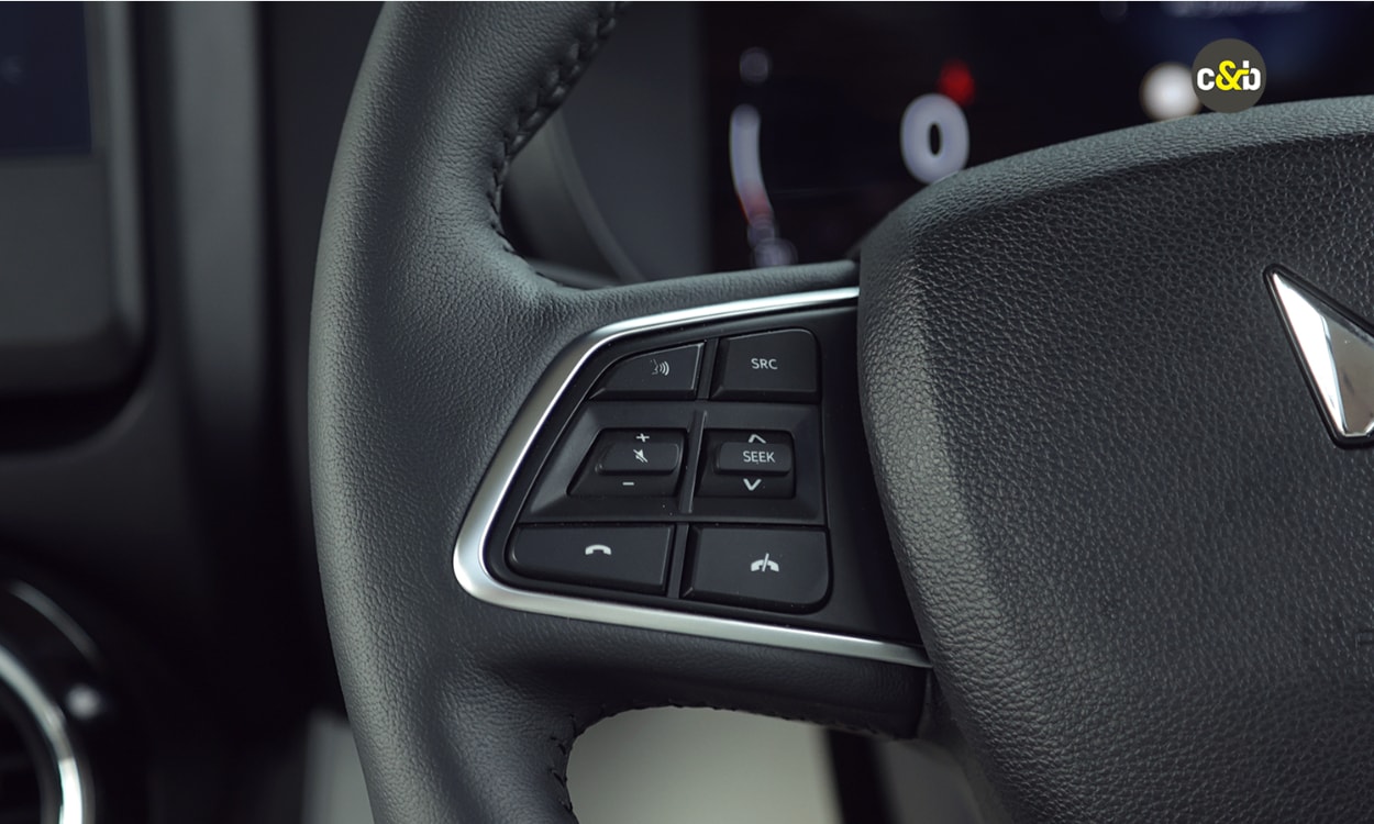 Mahindra Thar Roxx Features 2 Mahindra Thar Roxx Features 2 images