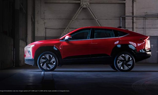 Mahindra Xev 9e Right Mahindra Xev 9e Right