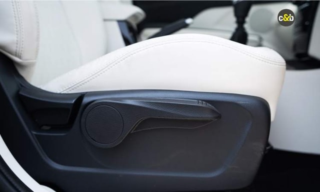 Mahindra 3xo Comfort Seats Mahindra 3xo Comfort Seats