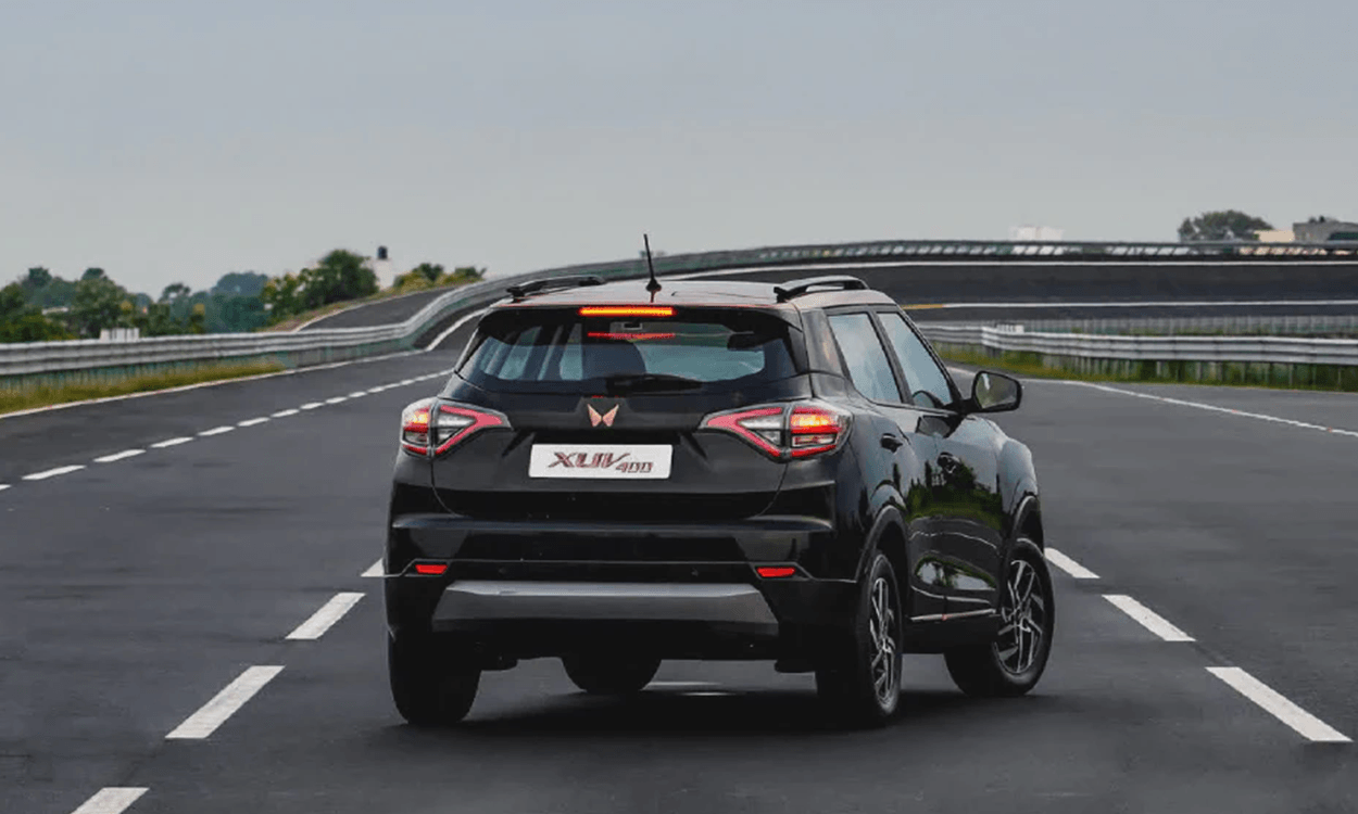 Mahindra Xuv400 Taillight Mahindra Xuv400 Taillight