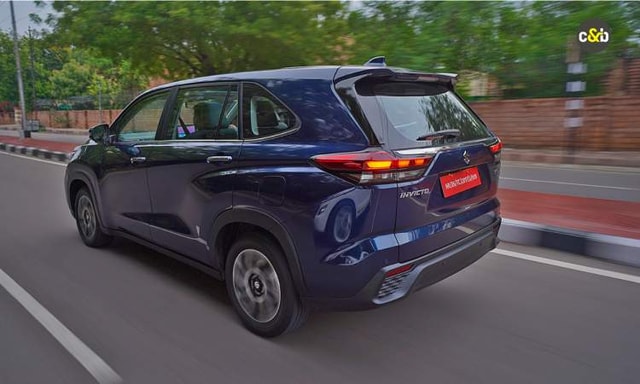 Maruti Suzuki Invicto Rideview 2 Maruti Suzuki Invicto Rideview 2