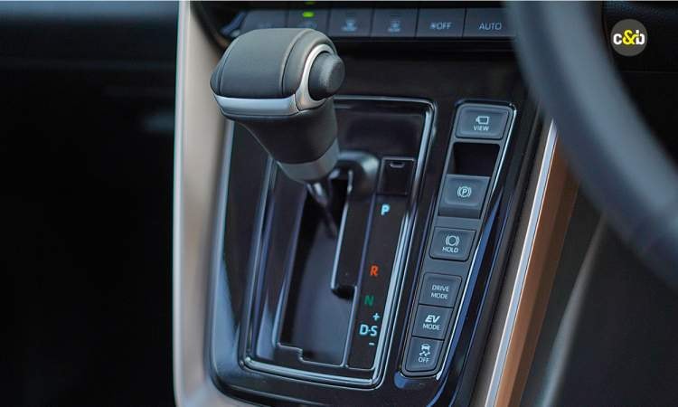 Maruti Suzuki Invicto Gear Maruti Suzuki Invicto Gear