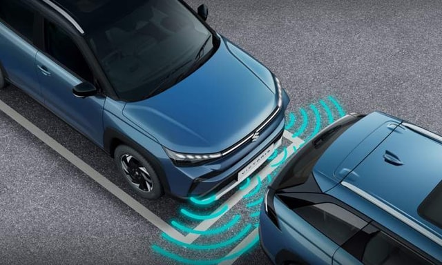Maruti Suzuki Victors Front Parking Assist Maruti Suzuki Victors Front Parking Assist