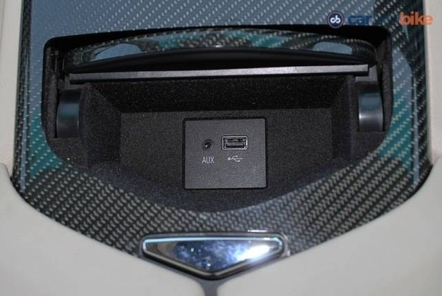 Maserati Quattroporte Aux And Usb Connectivity Maserati Quattroporte Aux And Usb Connectivity