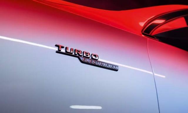 Mercedes Amg C43 Exterior Turbo Eletrcified Badge