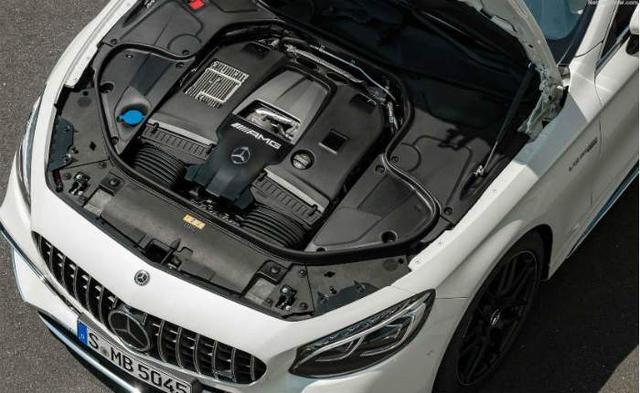 Mercedes Amg S63 Coupe Engine View