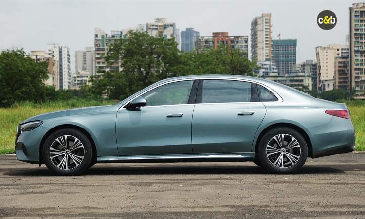 Mercedes Benz E220d Sidelook Mercedes Benz E220d Sidelook