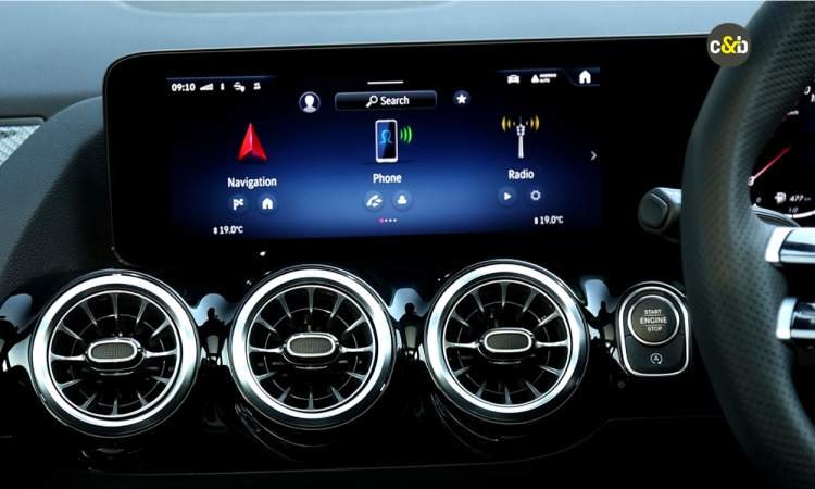 Mercedes Benz Gla 220d Display Mercedes Benz Gla 220d Display