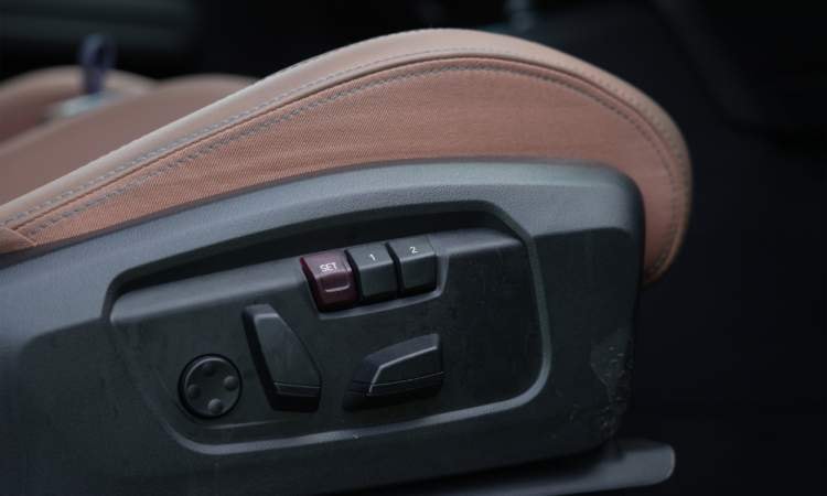 Mini Countryman Seat Adjustment Mini Countryman Seat Adjustment images