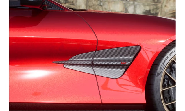 Aston Martin V12 Vanquish Exterior 1 Aston Martin V12 Vanquish Exterior 1