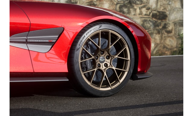 Aston Martin V12 Vanquish Wheel Aston Martin V12 Vanquish Wheel