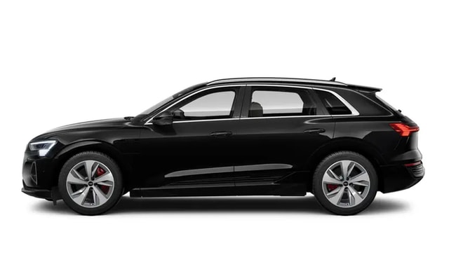 Audi Q8 E Tron Side View Audi Q8 E Tron Side View