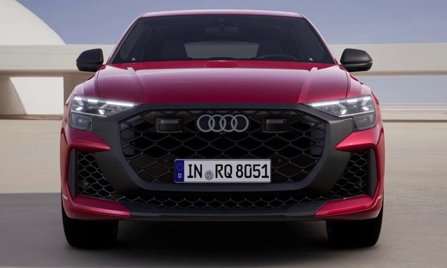 2025 Audi RS Q8 Front Look 2025 Audi RS Q8 Front Look
