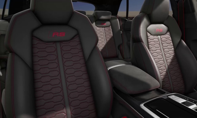 2025 Audi RS Q8 Comfort 2025 Audi RS Q8 Comfort