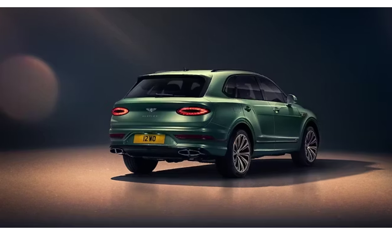 Exterior Right Rear Three Quarter Exterior Right Rear Three Quarter