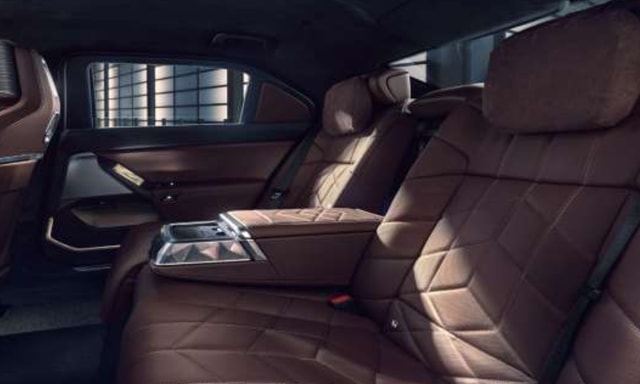 Bmw 7 Protection Rear Seat Comfort Bmw 7 Protection Rear Seat Comfort
