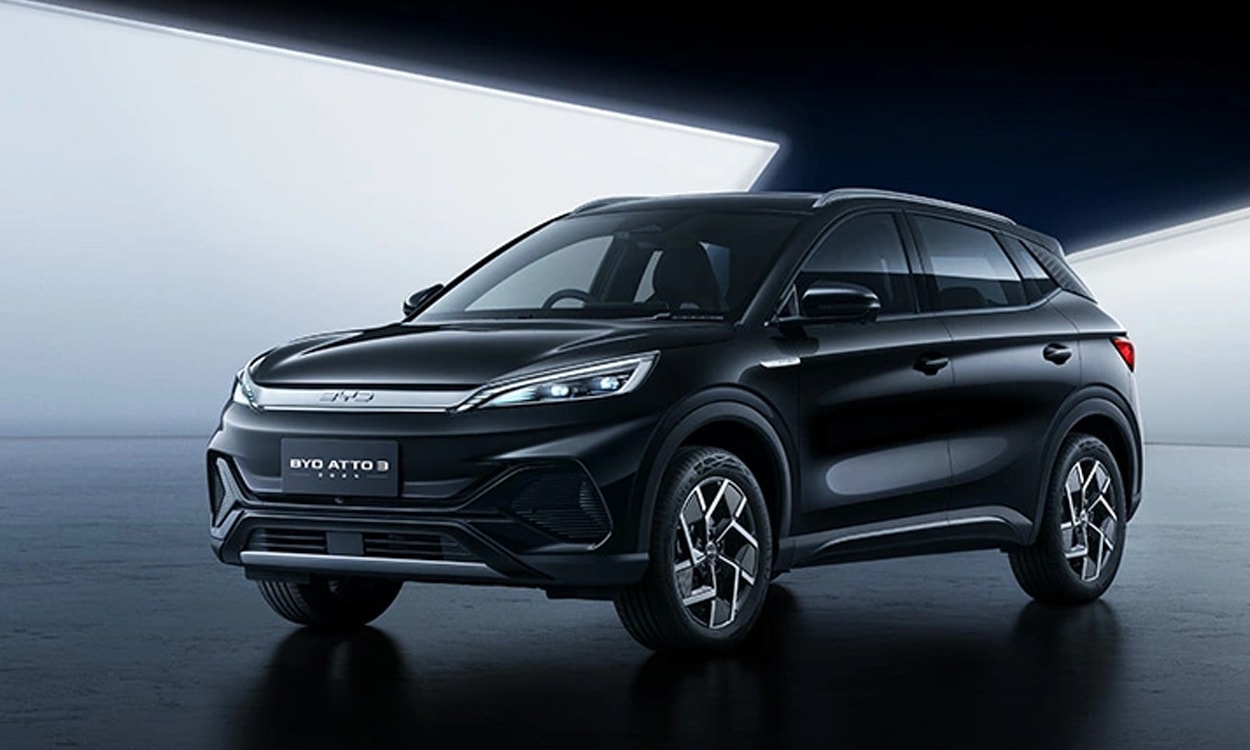 Byd Atto 3 Ev Sideview Byd Atto 3 Ev Sideview