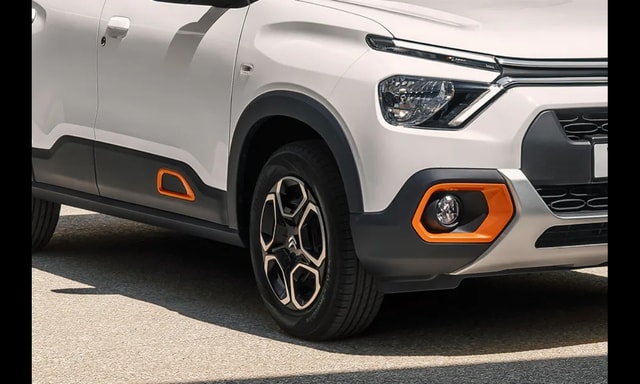 Citroen C3 Wheel And Headlight Citroen C3 Wheel And Headlight