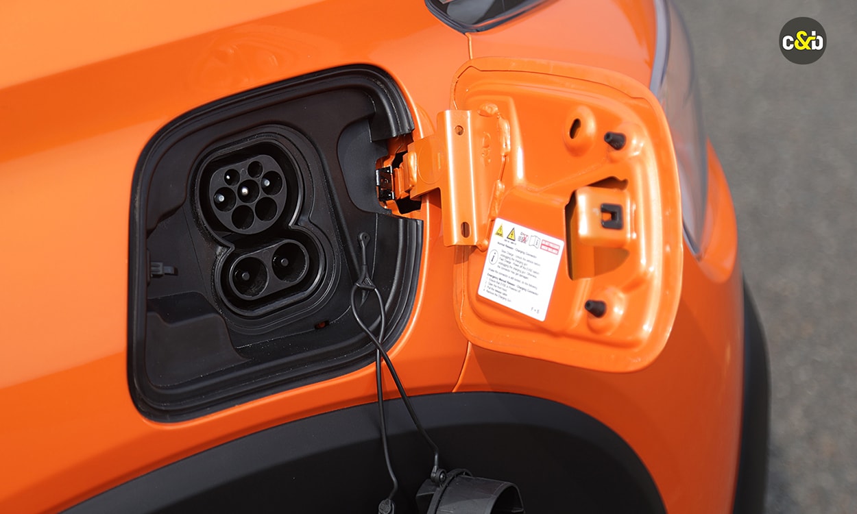 Citroen ec3 charging port Citroen ec3 charging port images