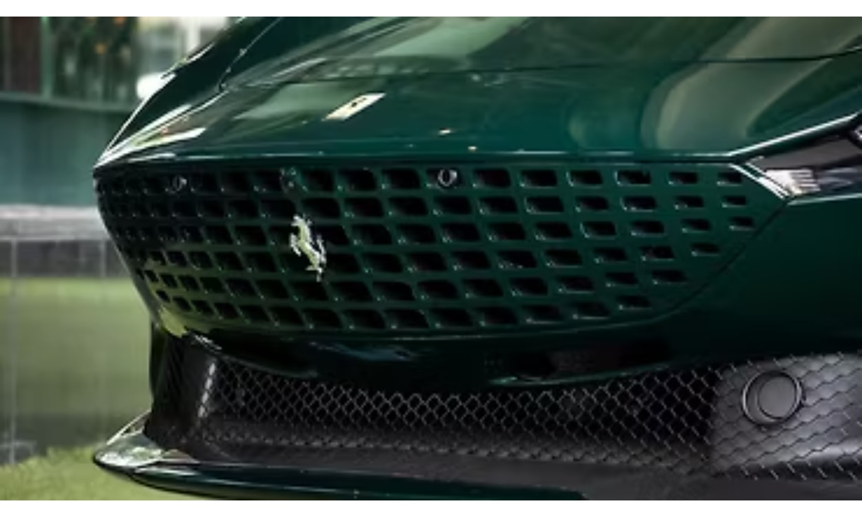 Roma Exterior Front Badge Roma Exterior Front Badge