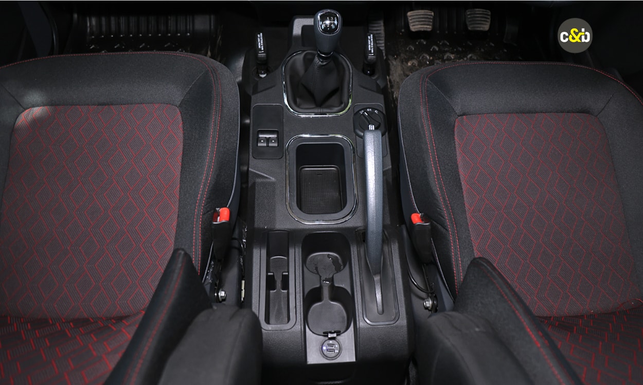 Force Gurkha Front Cupholders Force Gurkha Front Cupholders