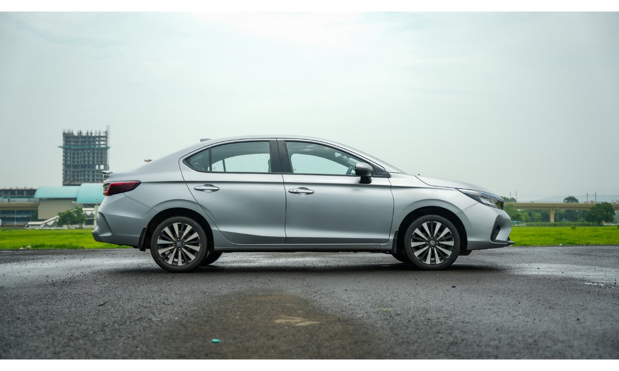 Honda City Ehev Sideview Honda City Ehev Sideview