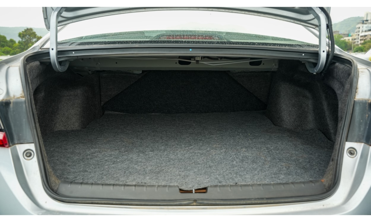 Honda City Ehev Bootspace Honda City Ehev Bootspace