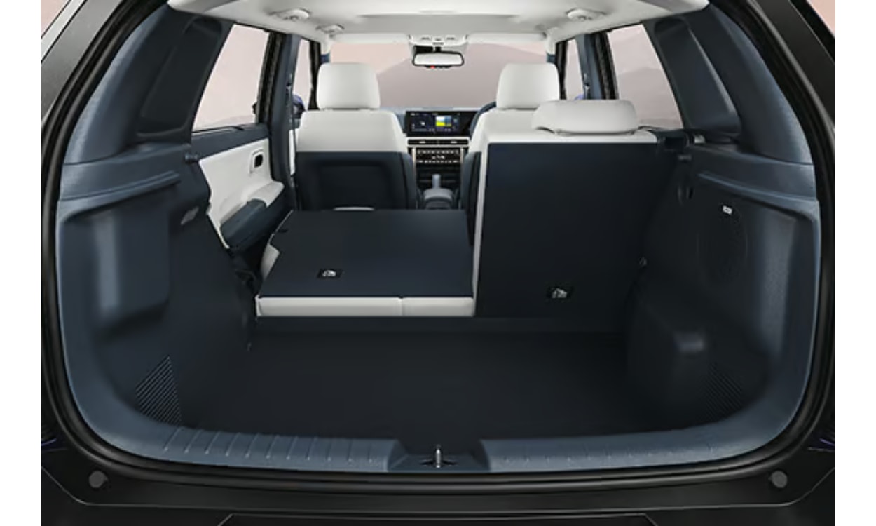 Hyundai Venue Foldable Seats Hyundai Venue Foldable Seats images