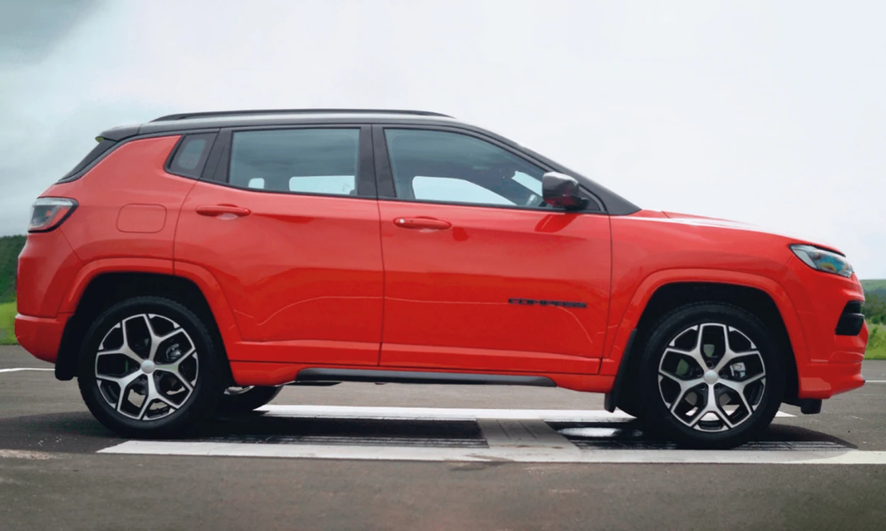 Jeep Compass Sideview Jeep Compass Sideview