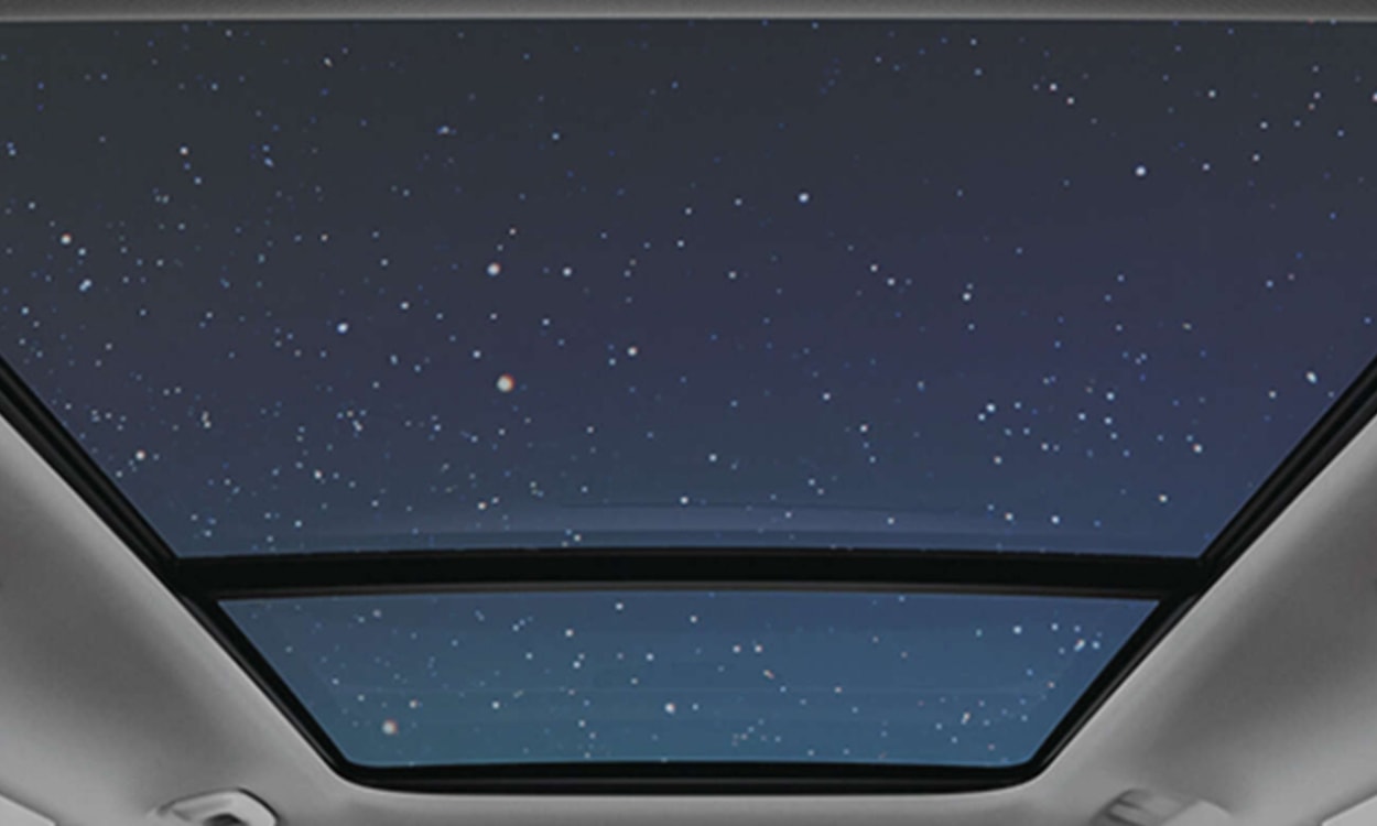 Dual Pane Panoramic Display On Kia Syros Dual Pane Panoramic Display On Kia Syros images