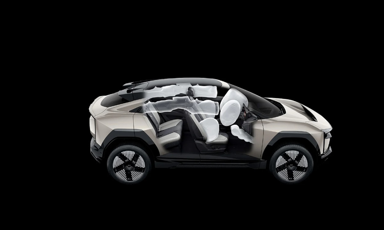 Mahindra Be6e Open Model Rightside Mahindra Be6e Open Model Rightside