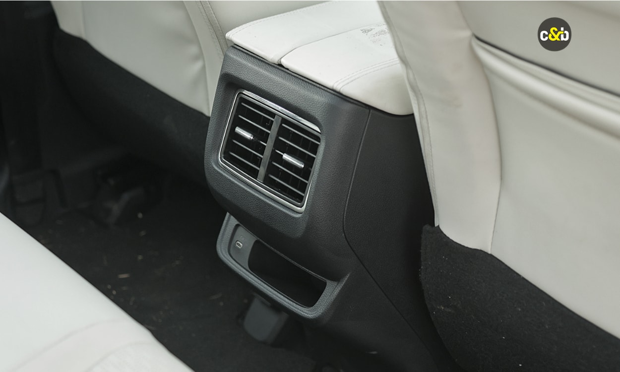 Mahindra Thar Roxx Rear Ac Mahindra Thar Roxx Rear Ac