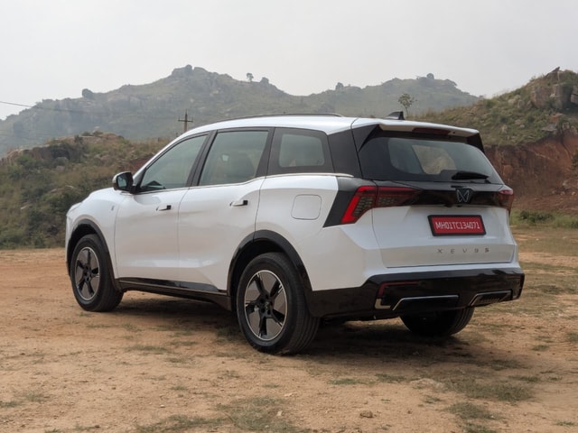 Mahindra Xev 9s Rear Look Mahindra Xev 9s Rear Look