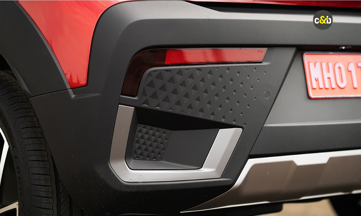 Mahindra 3xo Rear Light Mahindra 3xo Rear Light