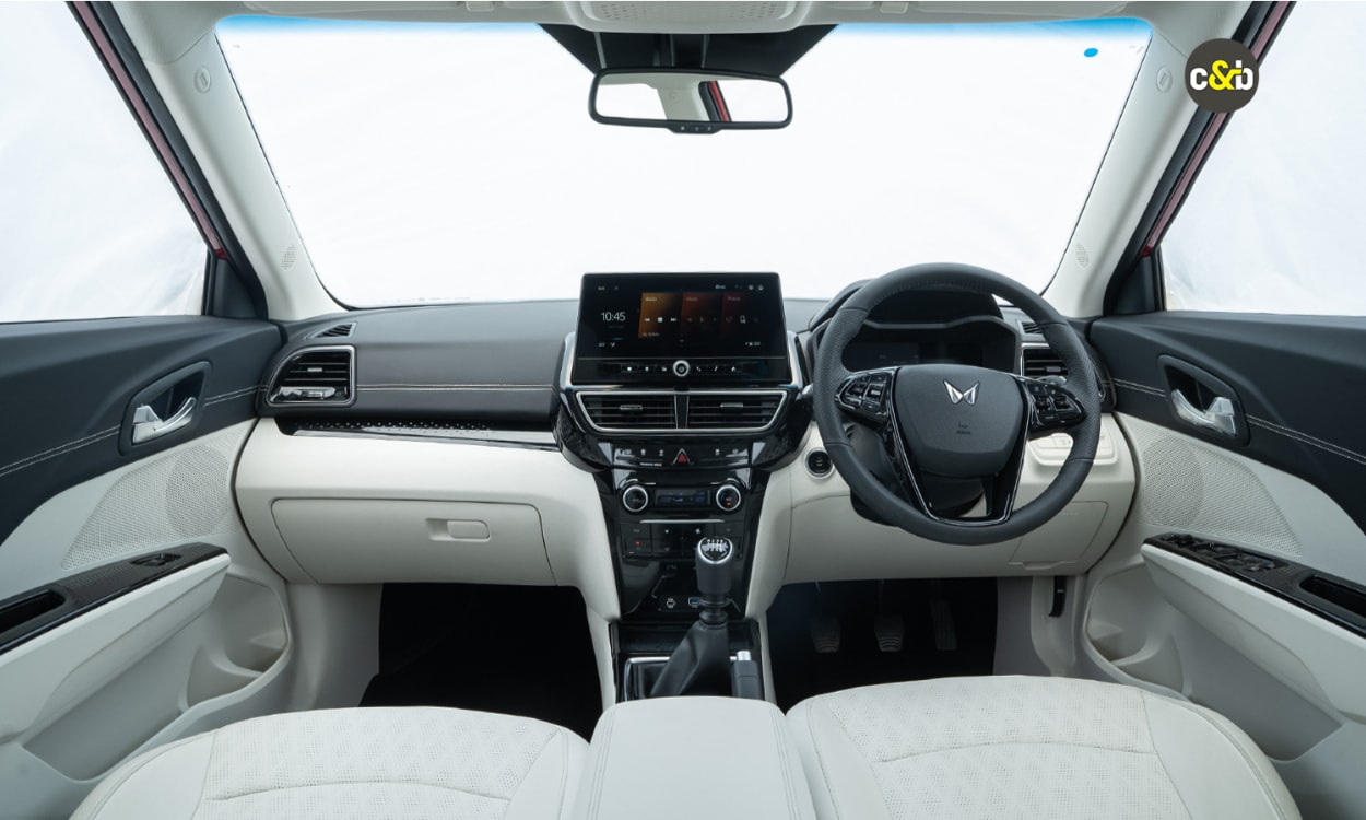 Mahindra 3xo Dashboard Mahindra 3xo Dashboard