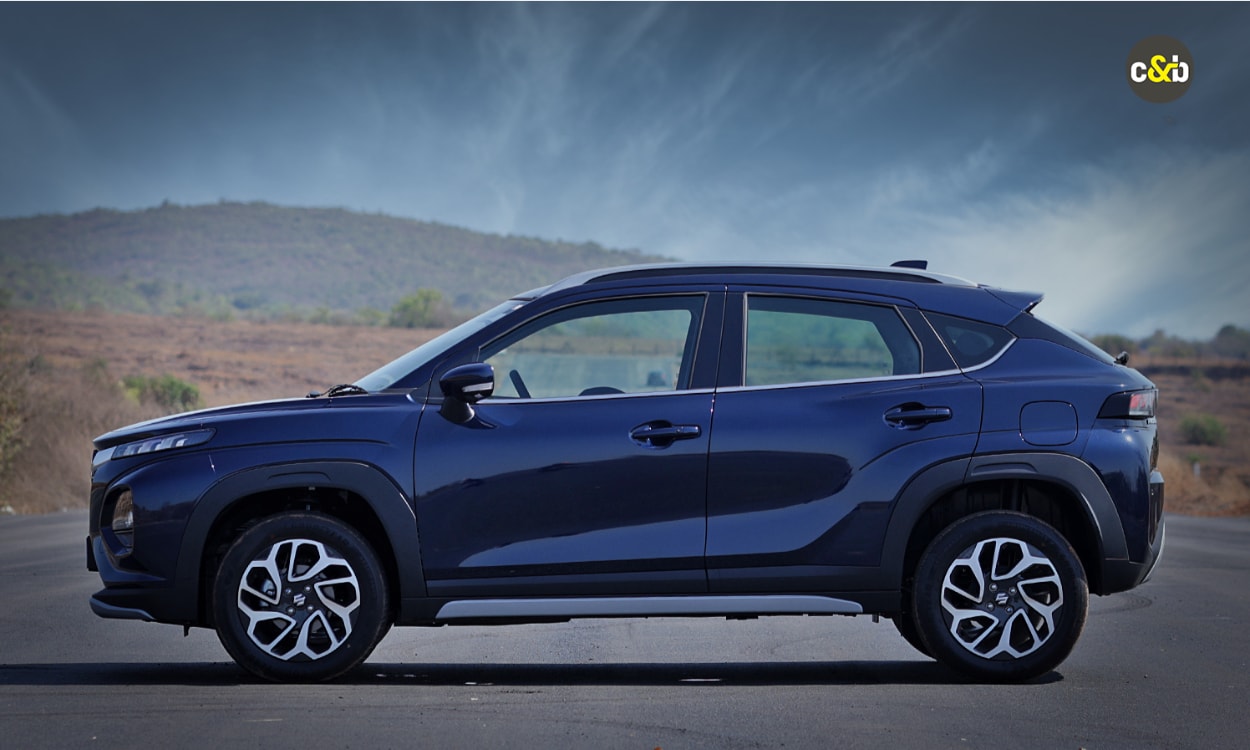 Maruti Suzuki Fronx Sideview Maruti Suzuki Fronx Sideview