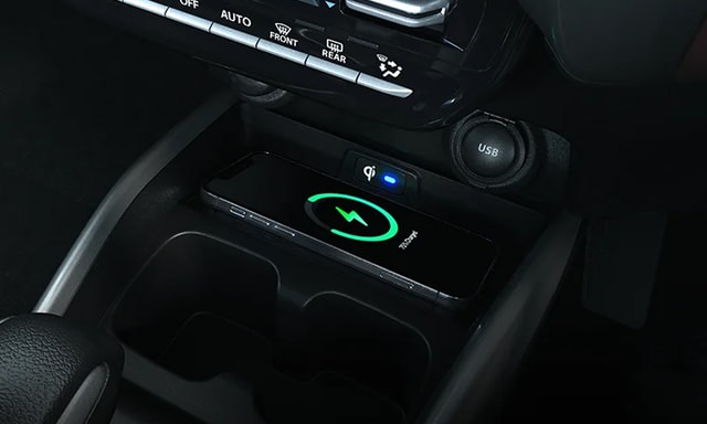 Maruti Suzuki Fronx Wireless Changing Maruti Suzuki Fronx Wireless Changing