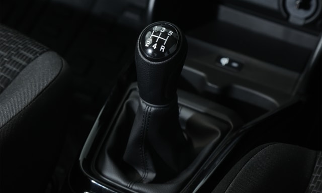 Maruti Suzuki Swift Gear Maruti Suzuki Swift Gear