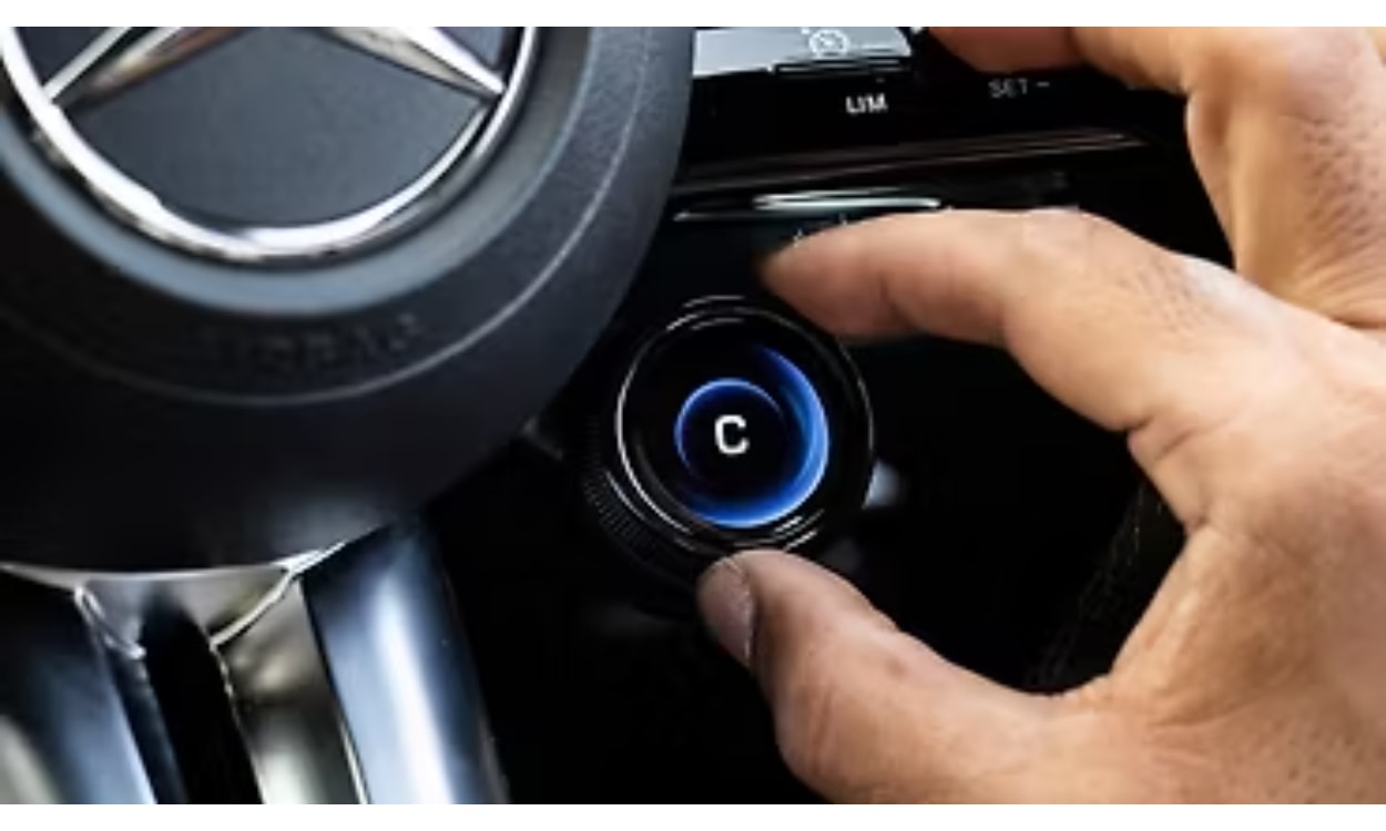 Mercedes Amg C43 Interior Drive Mode Buttons Terrain Selector Mercedes Amg C43 Interior Drive Mode Buttons Terrain Selector images