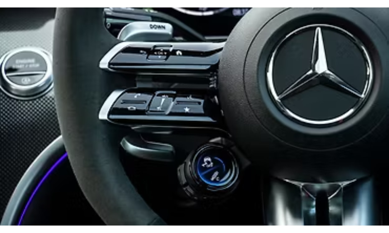 Mercedes Amg C43 Interior Left Steering Mounted Controls Mercedes Amg C43 Interior Left Steering Mounted Controls images