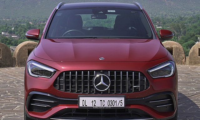 Mercedes Amg Gla 35 Frontview Mercedes Amg Gla 35 Frontview