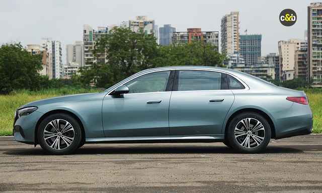 Mercedes Benz E220d Sidelook Mercedes Benz E220d Sidelook