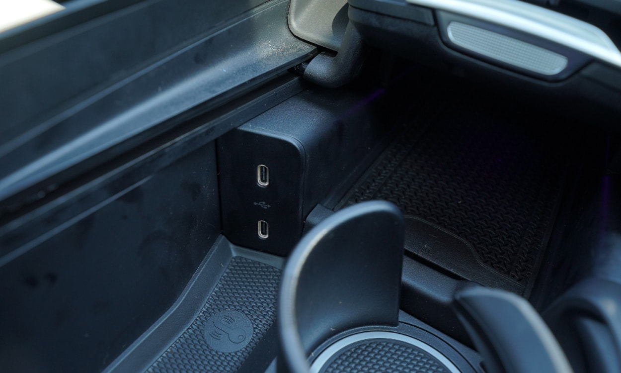 Mercedes E Class Charger Mercedes E Class Charger images