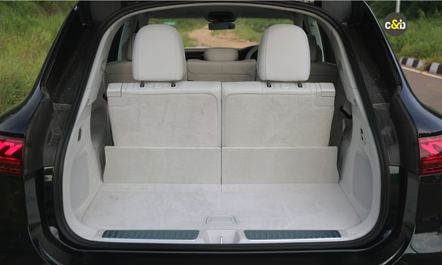 Mercedes Benz Eqs Bootspace 1 Mercedes Benz Eqs Bootspace 1