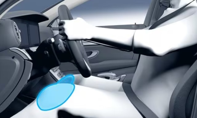 Mercedes Benz Gla Class Knee Bag Mercedes Benz Gla Class Knee Bag