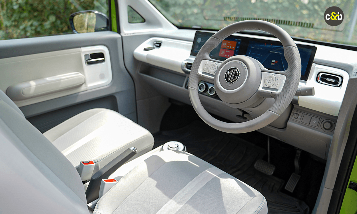 Mg Comet Interior Wide Shot Mg Comet Interior Wide Shot